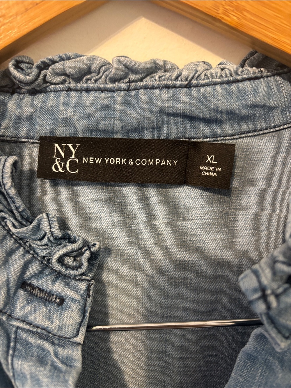 Chambray Ruffle-Sleeve Button-Up Top - Picture 2 of 4